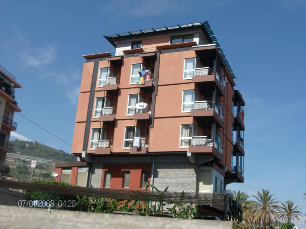Residence Dei Fiori Bordighera Exteriér fotografie