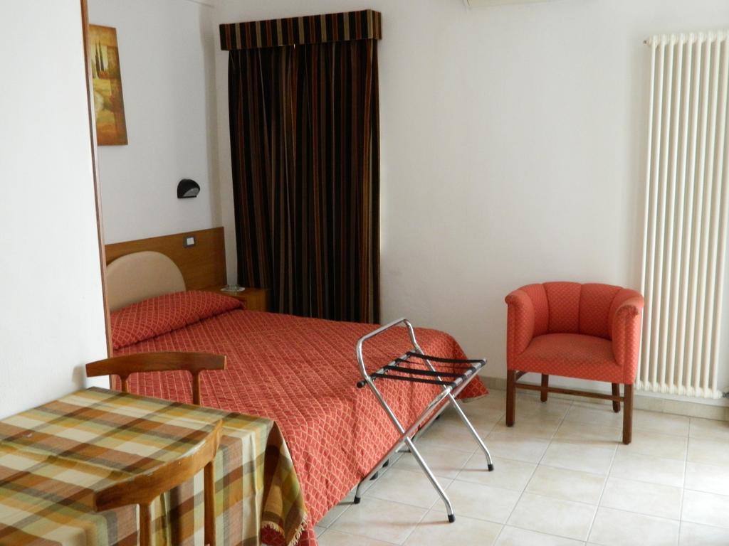 Residence Dei Fiori Bordighera Pokoj fotografie